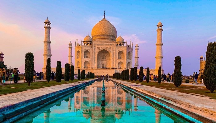 TAJ MAHAL AND KASHMIR TOUR